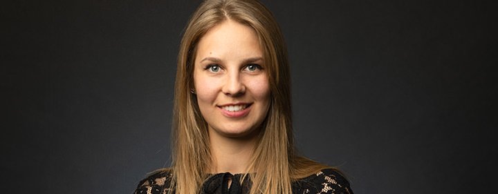 Naildesignerin Ksenia bei My Nice Nails