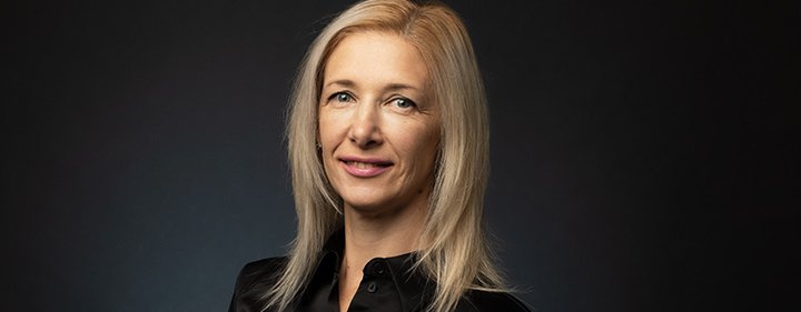 Naildesignerin Oksana bei My Nice Nails