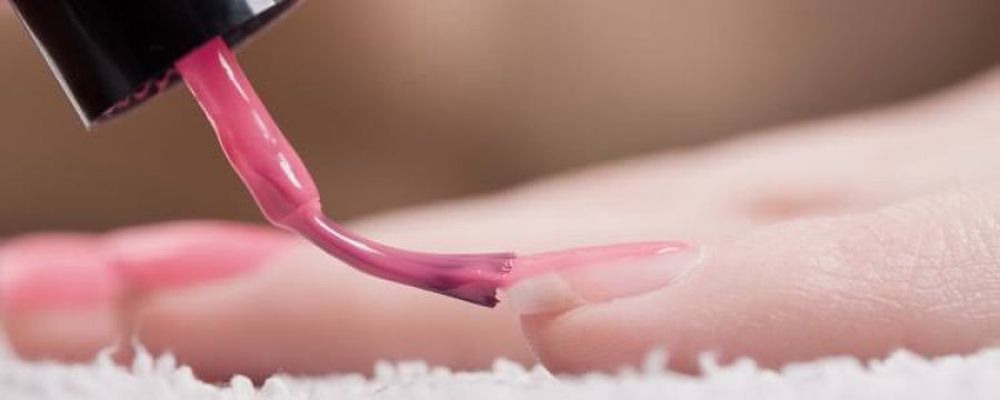 Permanent-Nagellack (Gellack) bei My Nice Nails | Nagelstudio Zürich